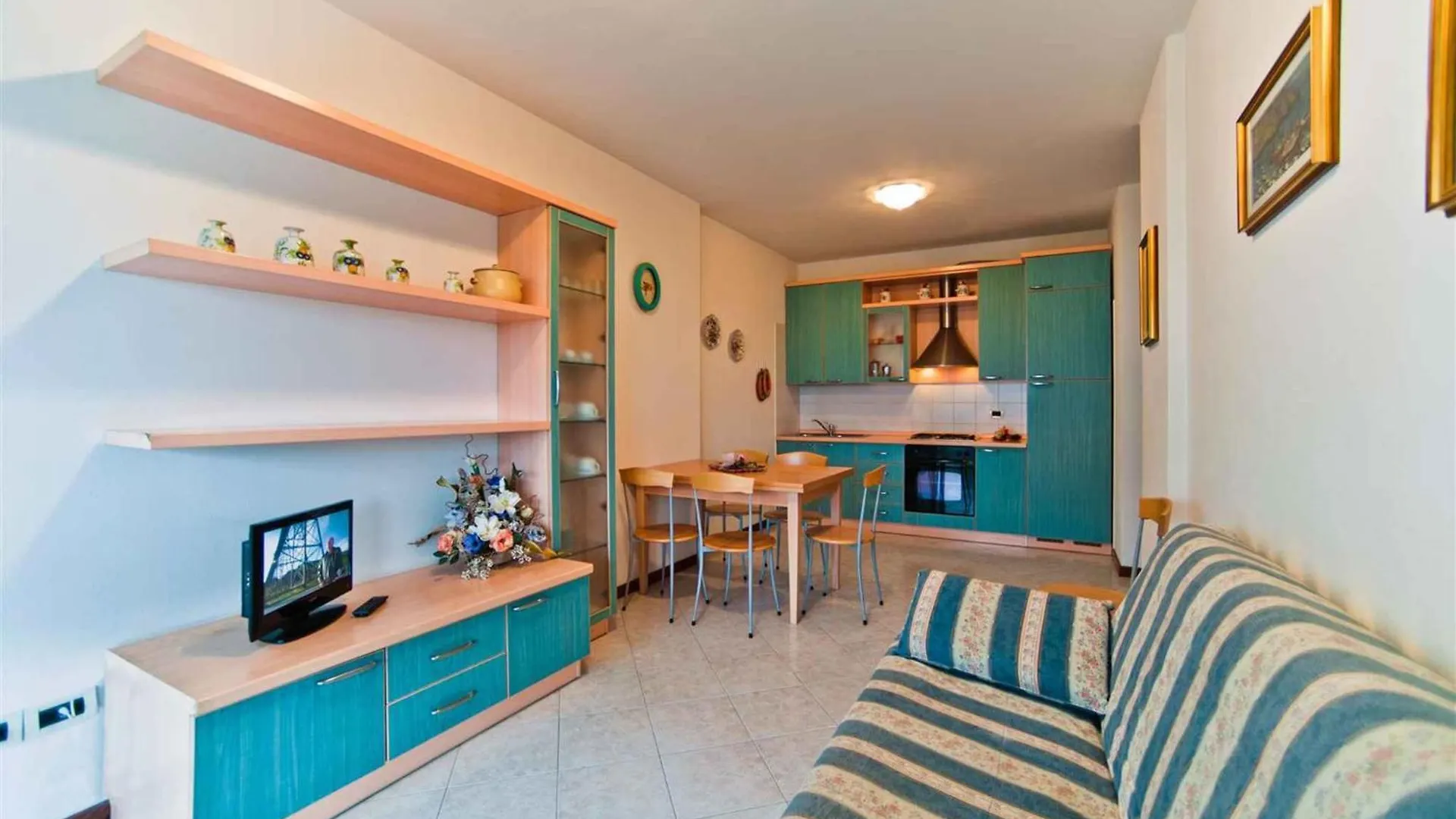 Apartment In Bibione 24410